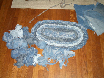 The beginning of my crocheted jean rug